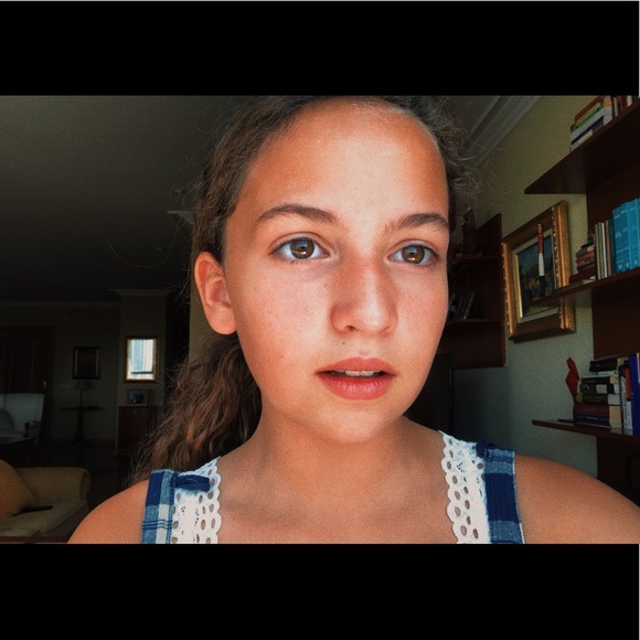 Meet your Posher, Maya - Picture 1 of 1